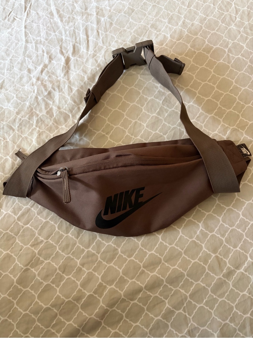 Nike Brown Waist Pack with Black Swoosh - Picture 4 of 4